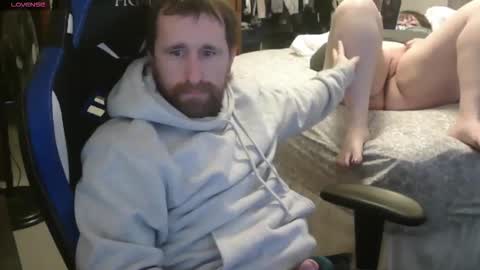 falcn2001 online show from 02/13/26, 05:53