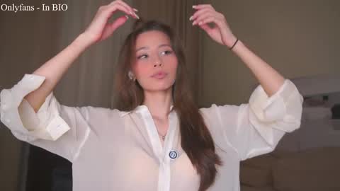 Snapshot of falinecrosthwaite chatting on 05/03/26, 07:20 Kaori online show from 05/03/26, 07:20