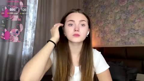 Snapshot of falineellson chatting on 05/05/26, 06:32 Erika online show from 05/05/26, 06:32