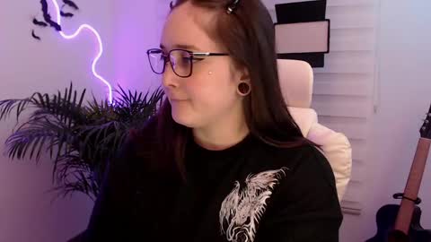 Snapshot of fallenag__ chatting on 04/26/26, 10:07 OF fallenag 1 online show from 04/26/26, 10:07