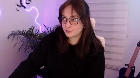 Snapshot of fallenag__ chatting on 06/28/26, 01:55 OF fallenag 1 online show from 06/28/26, 01:55