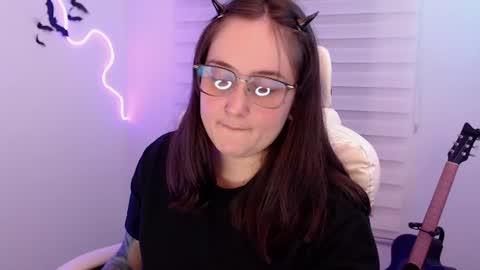 Snapshot of fallenag__ chatting on 07/01/26, 01:51 OF fallenag 1 online show from 07/01/26, 01:51