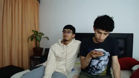 FallGays online show from 12/22/25, 11:35