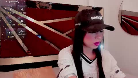 Snapshot of faloonroussel chatting on 06/25/26, 01:16 Faloon online show from 06/25/26, 01:16