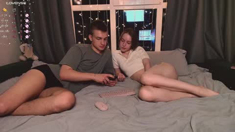 familysexy34 online show from 12/29/24, 01:24