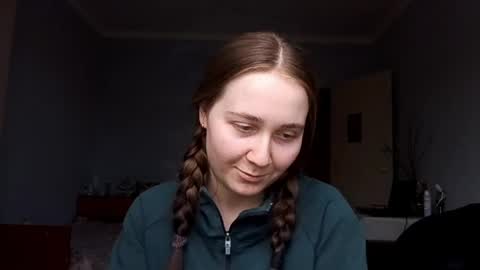 Sara online show from 05/13/26, 06:44