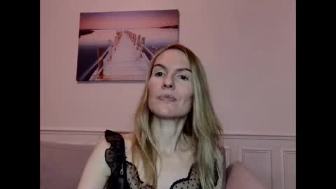 Fanny online show from 01/08/25, 11:52