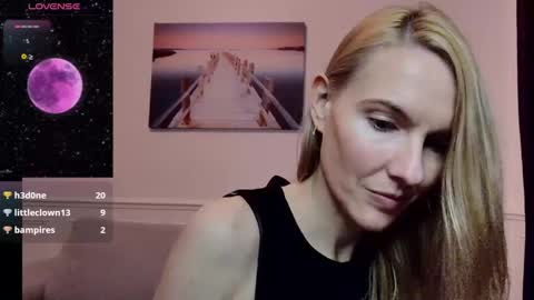 Fanny online show from 01/10/25, 06:17