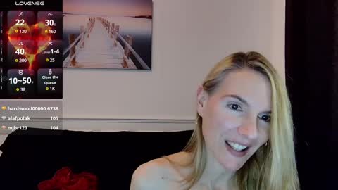 Fanny online show from 03/10/25, 08:23