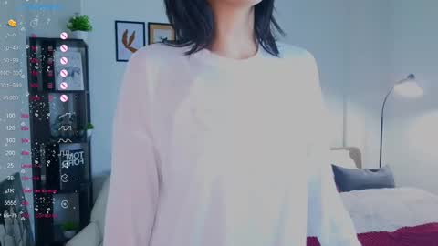 Snapshot of fannygarland chatting on 03/11/25, 01:37 Eva online show from 03/11/25, 01:37