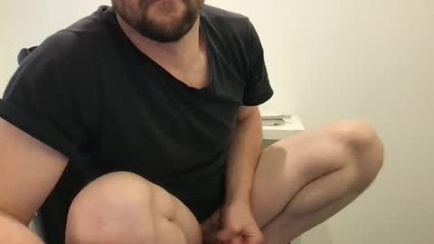 Snapshot of fantacyland chatting on 12/12/24, 02:44 Alex online show from 12/12/24, 02:44