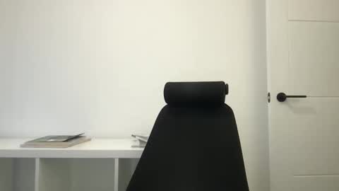 Snapshot of fantacyland chatting on 12/20/24, 12:16 Alex online show from 12/20/24, 12:16