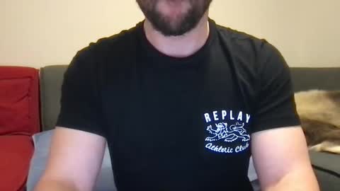 Snapshot of fantacyland chatting on 12/27/24, 06:10 Alex online show from 12/27/24, 06:10