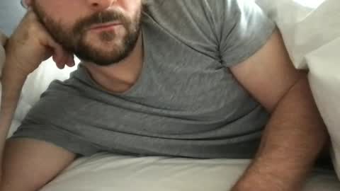 Snapshot of fantacyland chatting on 09/19/25, 08:38 Alex online show from 09/19/25, 08:38