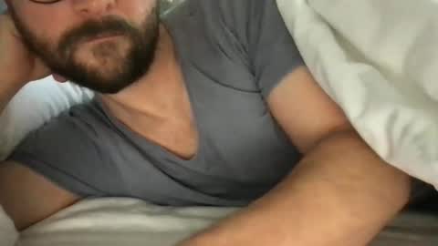 Snapshot of fantacyland chatting on 10/08/25, 08:23 Alex online show from 10/08/25, 08:23