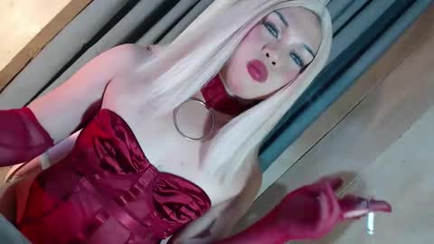 DANIELLA - DONT FORGET TO GIVE ME A THUMBSU UP online show from 02/10/26, 12:04