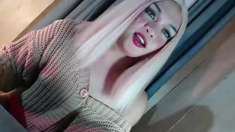 DANIELLA - DONT FORGET TO GIVE ME A THUMBSU UP online show from 02/13/26, 11:23