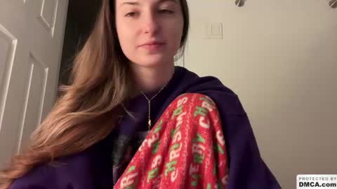 Snapshot of fantasyella chatting on 08/06/26, 03:41 Ella online show from 08/06/26, 03:41