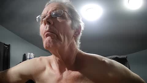 fantasyresort online show from 12/31/24, 04:16