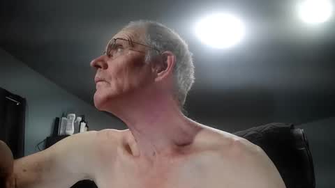 fantasyresort online show from 11/01/25, 03:19