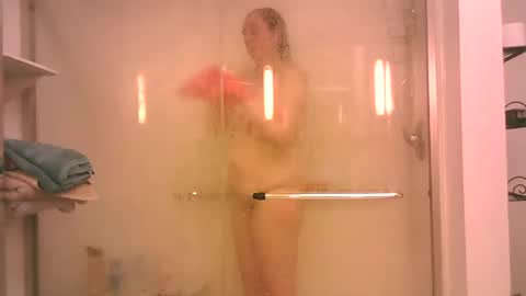 Scarlett online show from 02/06/25, 02:44