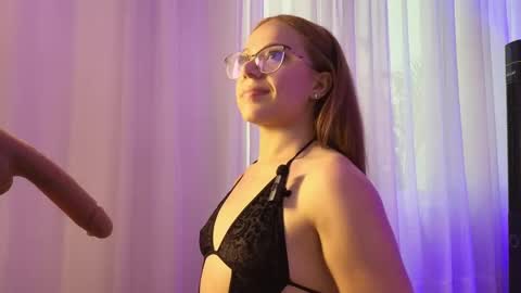 Farah online show from 02/17/25, 03:09