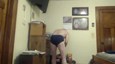 Snapshot of farboy64 chatting on 12/16/24, 04:55 farboy64 online show from 12/16/24, 04:55