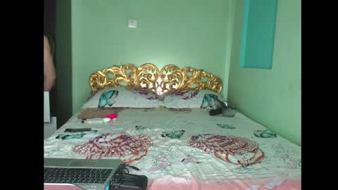 farfalina online show from 02/23/25, 03:56