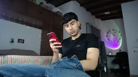 farid_24 online show from 04/05/26, 02:42