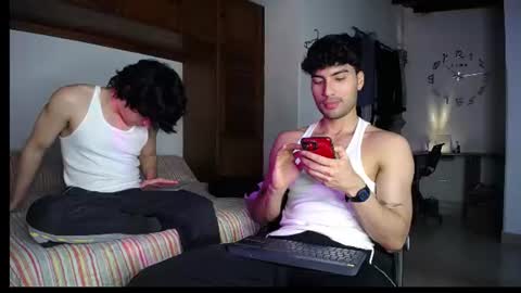 Snapshot of farid_24 chatting on 06/19/26, 03:11 farid_24 online show from 06/19/26, 03:11