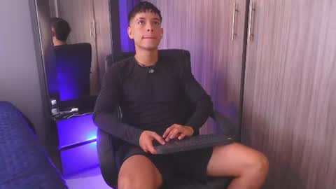 farid_jake_ online show from 06/10/26, 04:06