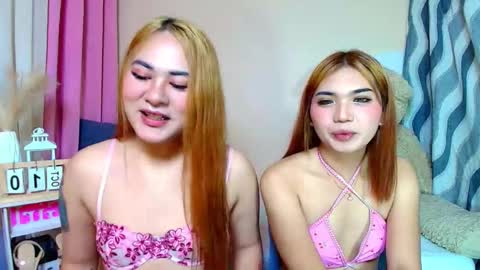 Snapshot of farrah_marie chatting on 10/10/25, 02:54 Farrah Zarake online show from 10/10/25, 02:54