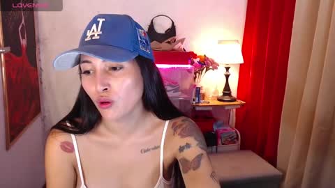 Snapshot of farrah_usan chatting on 05/10/26, 12:38 farrah_usan online show from 05/10/26, 12:38