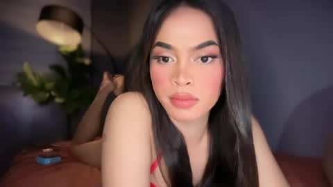 Snapshot of farrahmoanx chatting on 07/31/26, 05:45 farrahmoanx online show from 07/31/26, 05:45