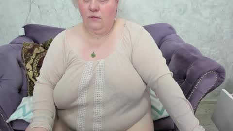 fashiona online show from 02/27/25, 03:47