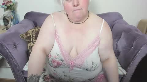 fashiona online show from 01/12/26, 09:09