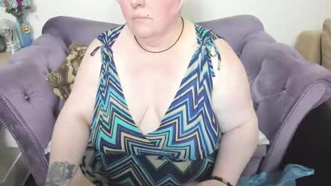 fashiona online show from 02/02/26, 09:24