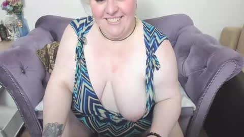 fashiona online show from 03/13/26, 09:43