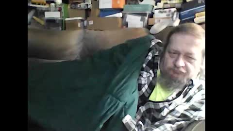 Snapshot of fasteddysex chatting on 12/27/24, 01:43 HoneyCumJuice4U online show from 12/27/24, 01:43