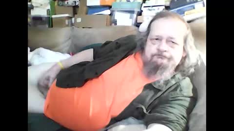 Snapshot of fasteddysex chatting on 01/25/25, 06:35 HoneyCumJuice4U online show from 01/25/25, 06:35