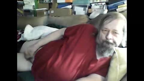 Snapshot of fasteddysex chatting on 02/02/25, 12:40 HoneyCumJuice4U online show from 02/02/25, 12:40