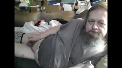 Snapshot of fasteddysex chatting on 02/13/25, 01:19 HoneyCumJuice4U online show from 02/13/25, 01:19