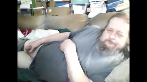 Snapshot of fasteddysex chatting on 02/17/25, 01:32 HoneyCumJuice4U online show from 02/17/25, 01:32