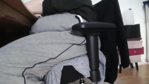 Fat Bernd online show from 02/16/25, 03:27