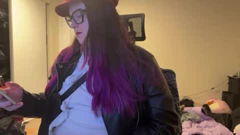 Snapshot of fat_harley chatting on 01/30/25, 11:55 Harley Q online show from 01/30/25, 11:55