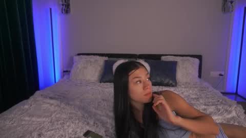 Nellie online show from 09/16/25, 06:14