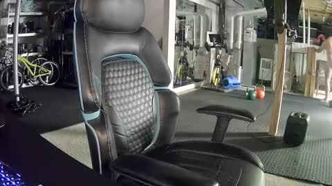 fatdick4u2c81 online show from 10/03/25, 03:42