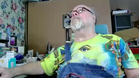 Fred. online show from 01/04/25, 08:16
