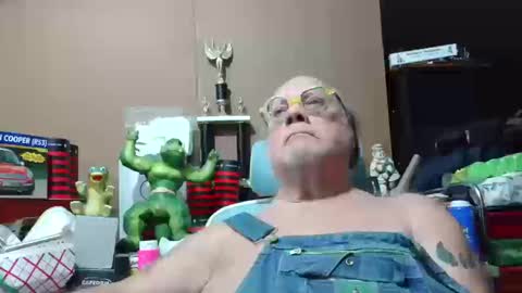 Fred. online show from 10/16/25, 01:28