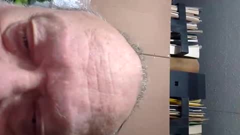 Fred. online show from 10/18/25, 09:10